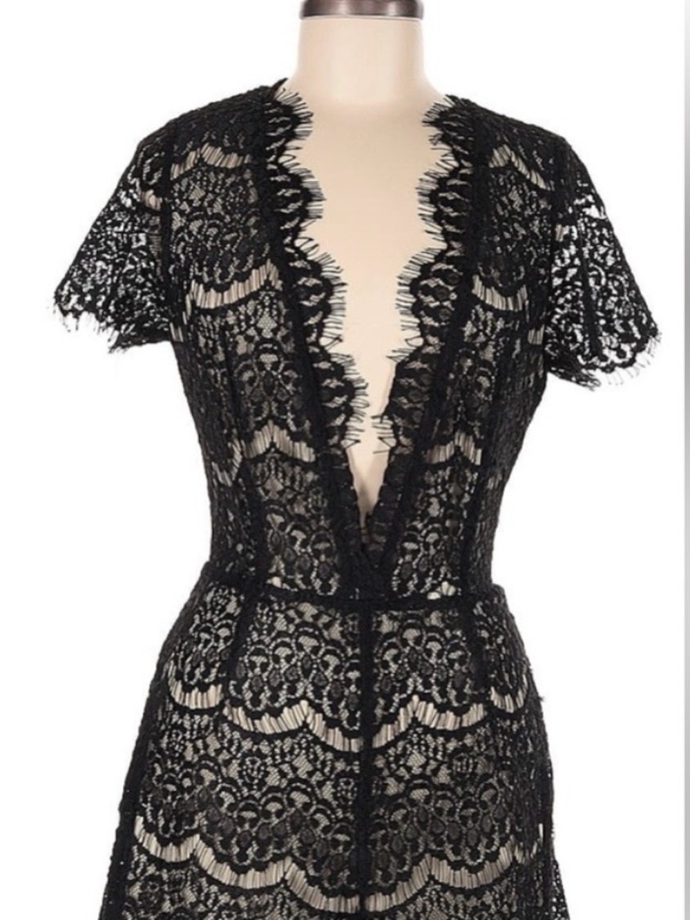 Lace Deep V-Neck Short Sleeve Jumpsuit in Black